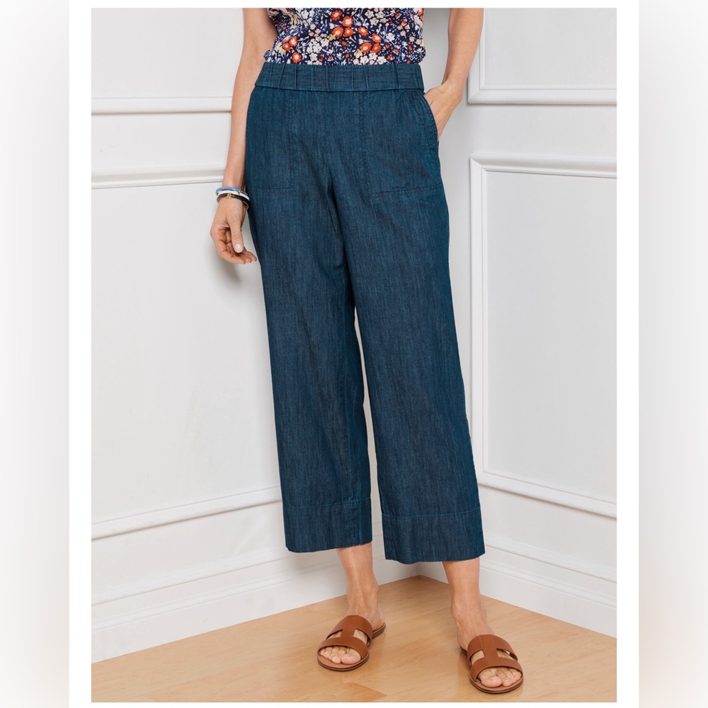 Talbots Chambray Pull On Wide Crops pants